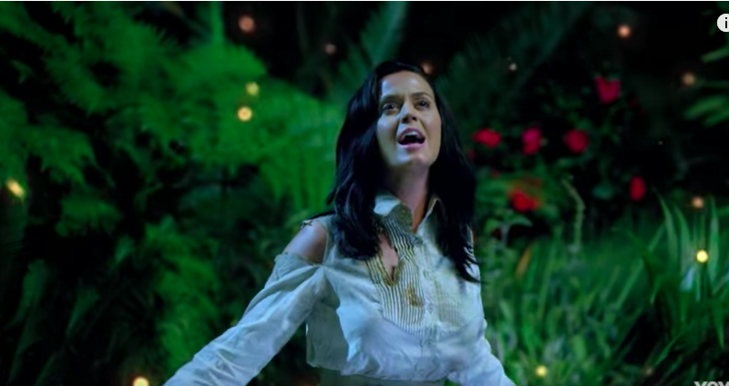 Tiếng hát Katy Perry – Roar, bài hát 2 tỉ view