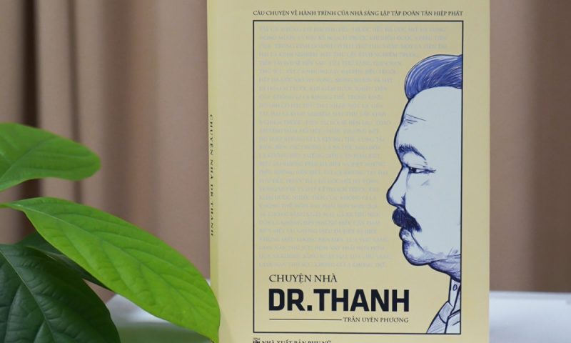 “Chuyện nhà Dr Thanh” tái bản lên kệ nhà sách Phương Nam và Trí Việt