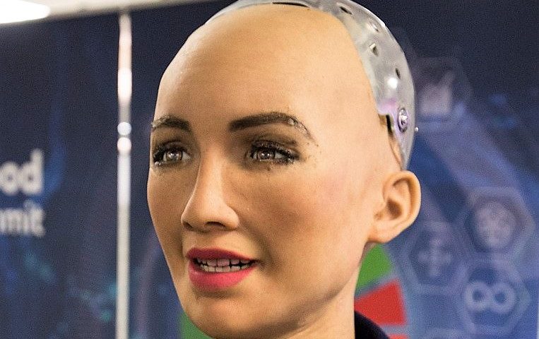 Hiểu biết đáng nể của robot Sofia