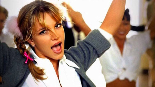 Tiếng hát Britney Spears và 20 năm ca khúc Baby One More Time