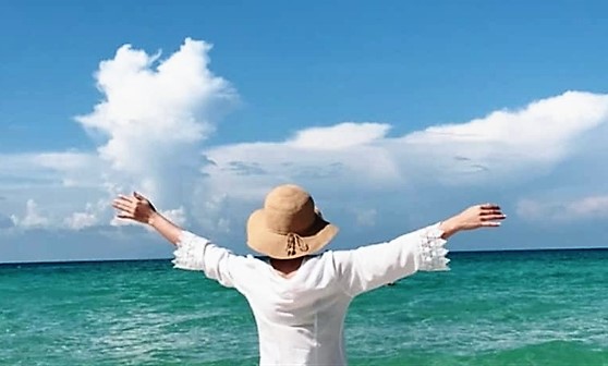 Người ta không thể ghen với một bóng dáng