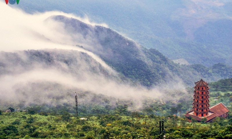 Mùa thu về Yên Tử lòng rộng thênh thang