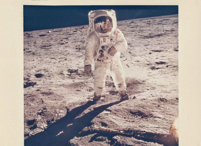 Ảnh hiếm ấn tượng về vũ trụ của NASA từ những năm 1960 – 1980