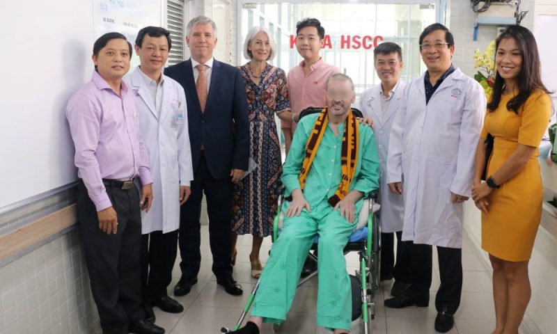 Tận đáy lòng xin cảm ơn các bác sĩ và Chính phủ Việt Nam