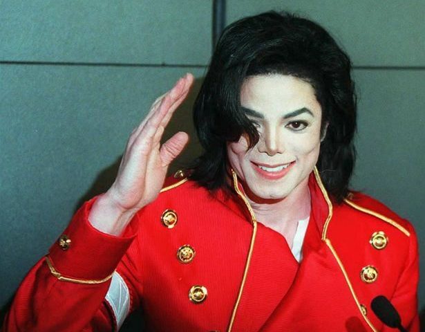 Michael Jackson và những ngôi sao có thu nhập triệu USD dù đã qua đời
