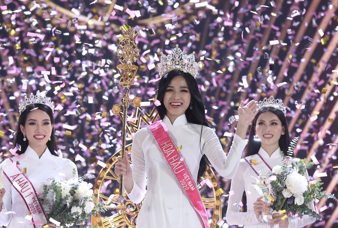 Toàn cảnh đêm chung kết Hoa hậu Việt Nam 2020