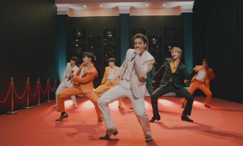 Tiếng hát nhóm nhạc Hàn BTS với bản hit Dynamite